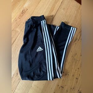 Adidas pants Men’s M